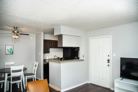 Relaxing 1BR Flat And Swimming Pool - LBG 2