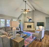 Renovated Home Nestled on Cibolo Creek with Fire Pit