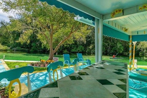 Riverfront Weeki Wachee Home W/ Big Yard & Lanai! - LBG 0