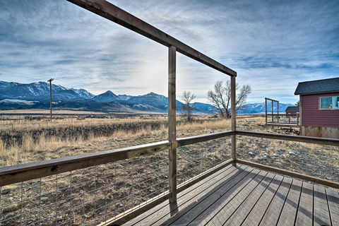 Romantic Mountain Getaway - 1 Hour To Yellowstone! - LBG 0