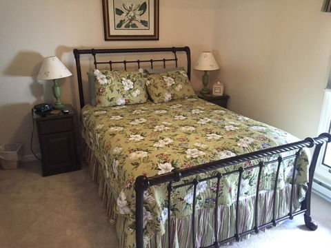 Royal Oak 111 Condo - LBG 2