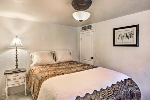 Rustic Southwestern Hacienda On Equestrian Estate! - LBG 0