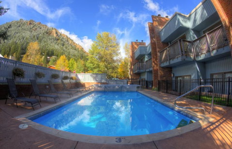 Shadow Mountain Lodge - LBG 0