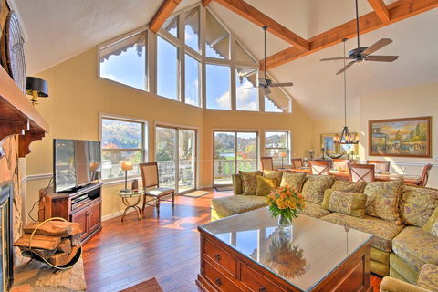 Sky Valley Haus, Mountain + Golf Course Views - LBG 3