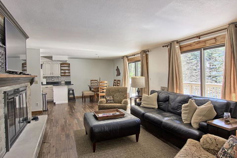 Spacious And Cozy Home In Boyne Falls - LBG 0