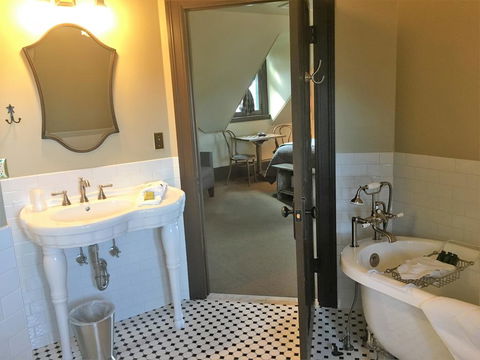 The Historic Sheridan Inn - LBG 1