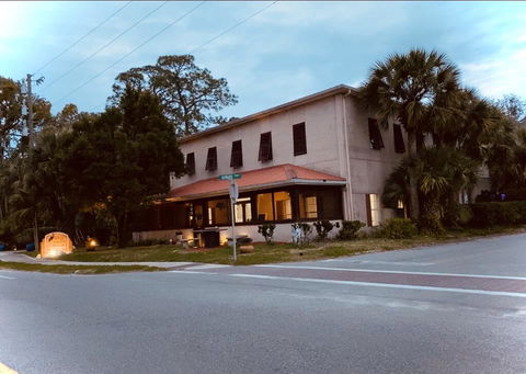 The Sweet Magnolia Inn - LBG 0