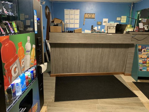 Tiki Lodge Modesto - 24 Hour, No Deposit - LBG 1