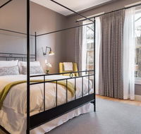 Townsman Hotel Poe