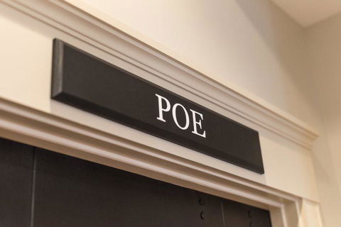Townsman Hotel: Poe - LBG 1