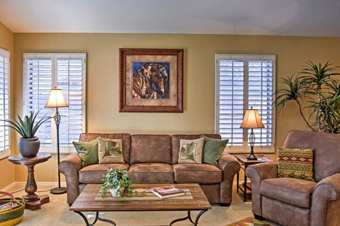 Updated Western Getaway With Private Outdoor Oasis! - LBG 3