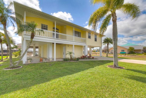 Waterfront Coastal Home With Private Pool & Dock - LBG 0