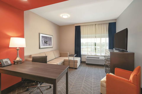La Quinta By Wyndham Opelika Auburn - LBG 8
