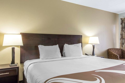 Quality Inn Downtown Historic District - LBG 27