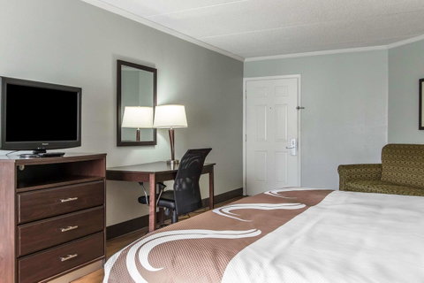 Quality Inn Downtown Historic District - LBG 1