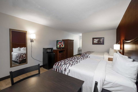 Red Roof Inn & Suites Dothan - LBG 26