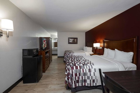 Red Roof Inn & Suites Dothan - LBG 17