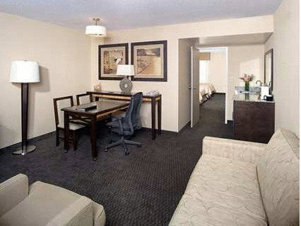 Embassy Suites Birmingham - LBG 18