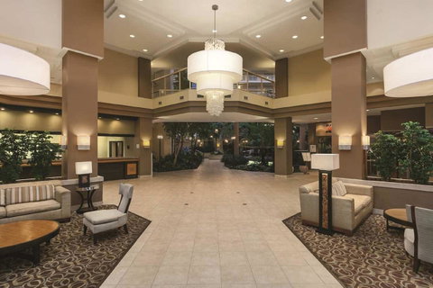 Embassy Suites Birmingham - LBG 9