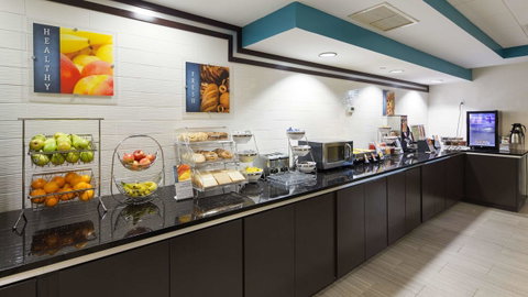 Best Western Plus Birmingham Inn & Suites - LBG 7