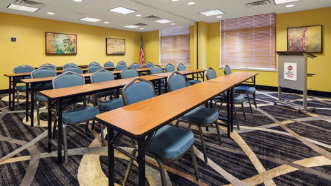Best Western Plus Birmingham Inn & Suites - LBG 15