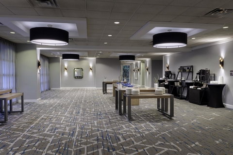 DoubleTree Birmingham Perimeter Park - LBG 31