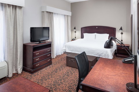 Hampton Inn & Suites Dothan - LBG 10