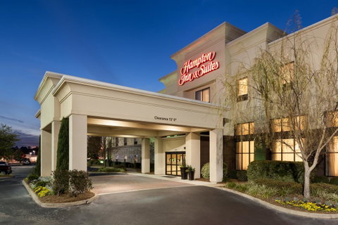 Hampton Inn & Suites Dothan - LBG 0