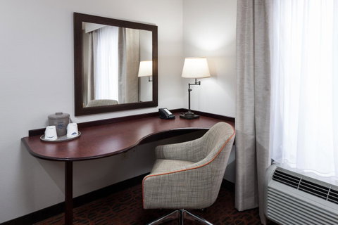 Hampton Inn & Suites Dothan - LBG 6