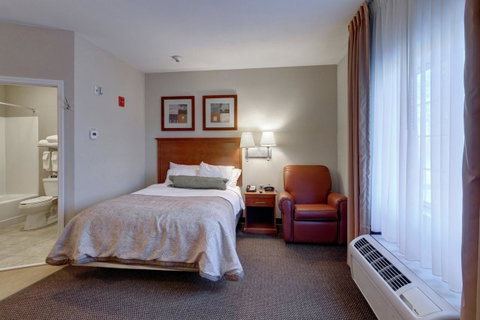 Candlewood Suites Enterprise - LBG 6