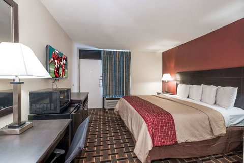 Red Roof Inn Mobile - Midtown - LBG 2