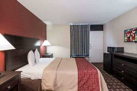 Red Roof Inn Mobile - Midtown - LBG 12