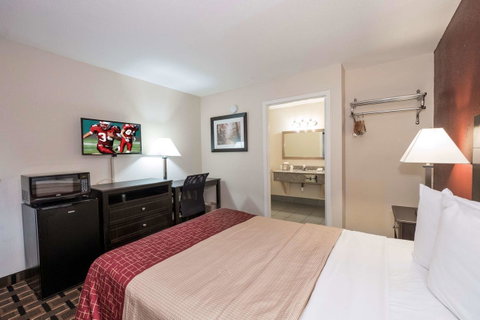 Red Roof Inn Mobile - Midtown - LBG 10