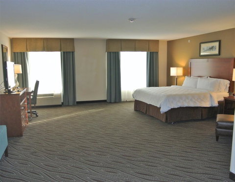 Wiregrass Hotel - LBG 9