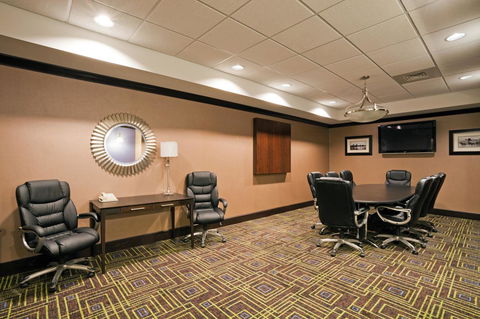 Holiday Inn Express Hotel & Suites Opelika Auburn - LBG 7