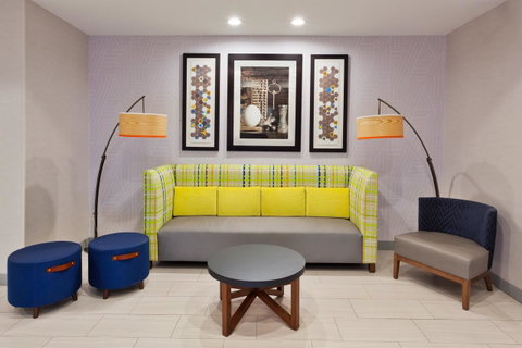 Holiday Inn Express Hotel & Suites Dothan North - LBG 15