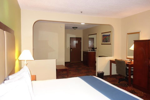 Country Inn & Suites By Radisson, Monroeville, AL - LBG 3