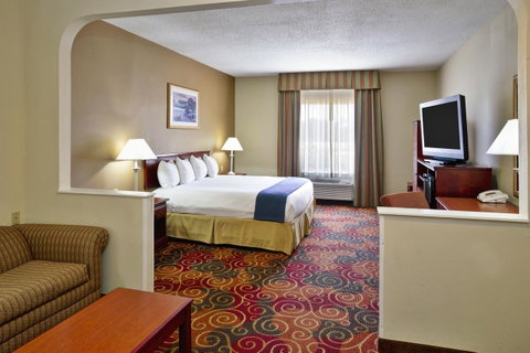 Country Inn & Suites By Radisson, Monroeville, AL - LBG 11