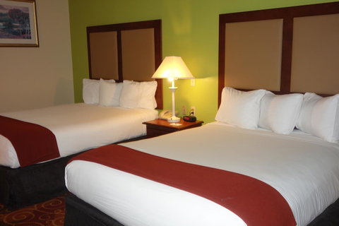 Country Inn & Suites By Radisson, Monroeville, AL - LBG 6