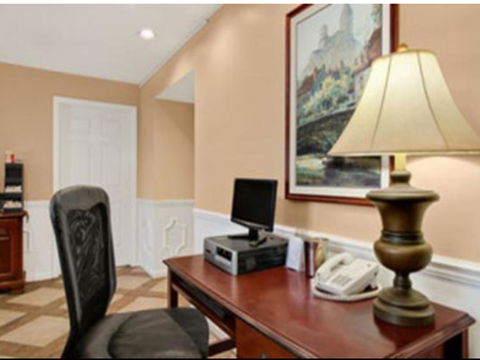 Baymont By Wyndham Tuscaloosa - LBG 10