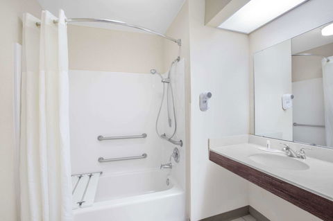 Baymont By Wyndham Tuscaloosa - LBG 31