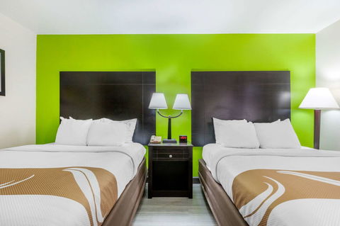 Quality Inn Auburn Campus Area I-85 - LBG 16