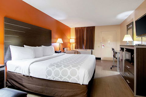 Econo Lodge Auburn Near University - LBG 14