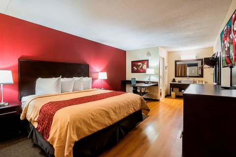 Red Roof Inn PLUS+ Huntsville â€“ Madison - LBG 0