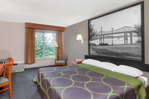 Super 8 By Wyndham Athens - LBG 15