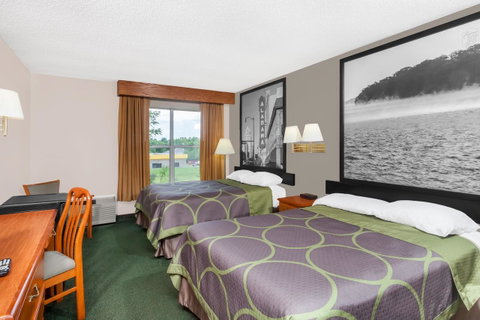 Super 8 By Wyndham Athens - LBG 6