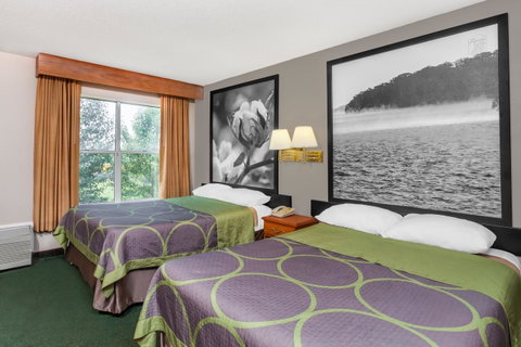 Super 8 By Wyndham Athens - LBG 3