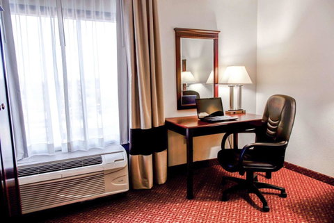 Comfort Inn Birmingham Homewood - LBG 13