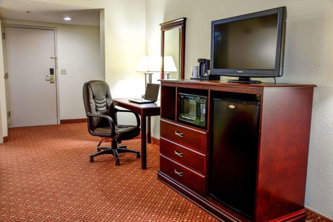 Comfort Inn Birmingham Homewood - LBG 5