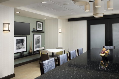Hampton Inn Birmingham I-65/Lakeshore Drive - LBG 4